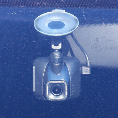 ak-mio-c560-zvenku